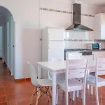 Pericon Apartment *